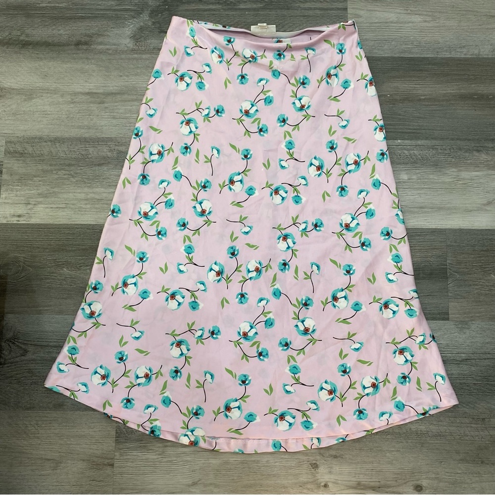 On 34th Floral pastel Silky Midi Skirt Light Pink Blue Green Sustainable Medium